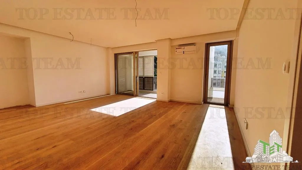 Apartment for Sale in Budva, Montenegro - foto 1