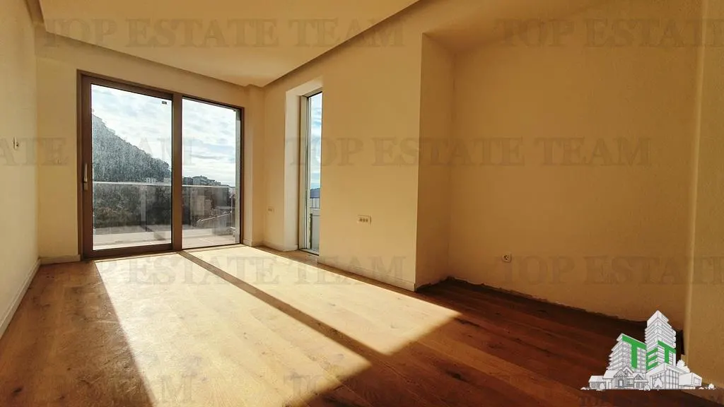 Apartment for Sale in Budva, Montenegro - foto 3