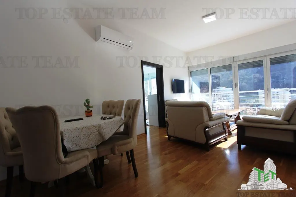Apartment for Sale in Budva, Montenegro - foto 2