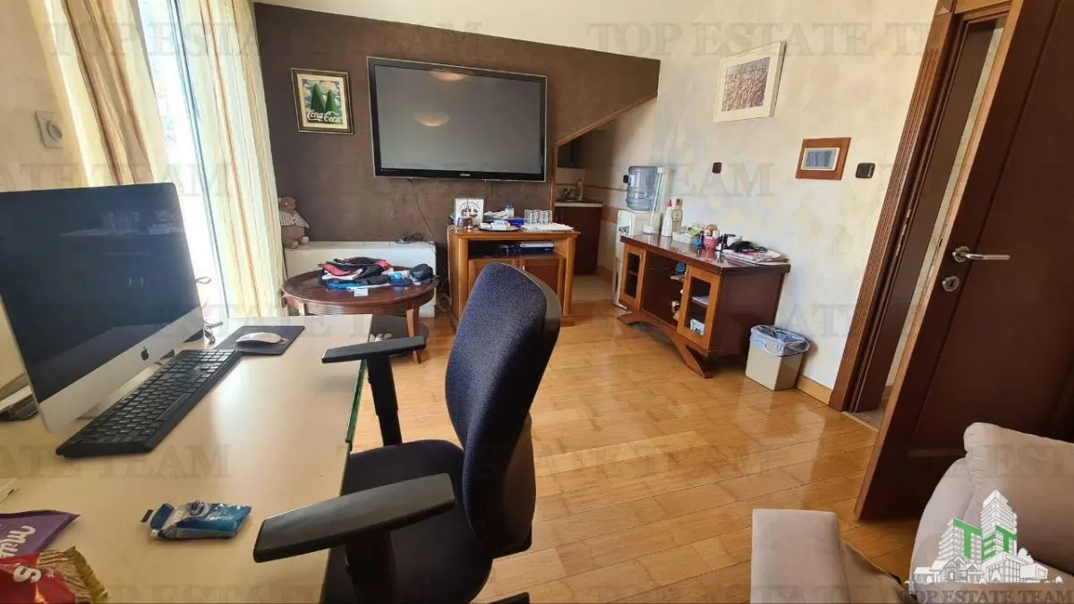 Villa for Sale in Budva, Montenegro - foto 7
