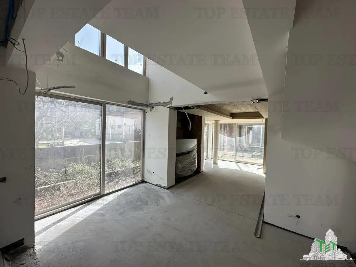 Villa for Sale in Kotor, Montenegro - foto 11