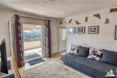 Apartment for Sale in Herceg-Novi, Montenegro - foto 12