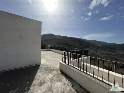 Villa for Sale in Budva, Montenegro - foto 11
