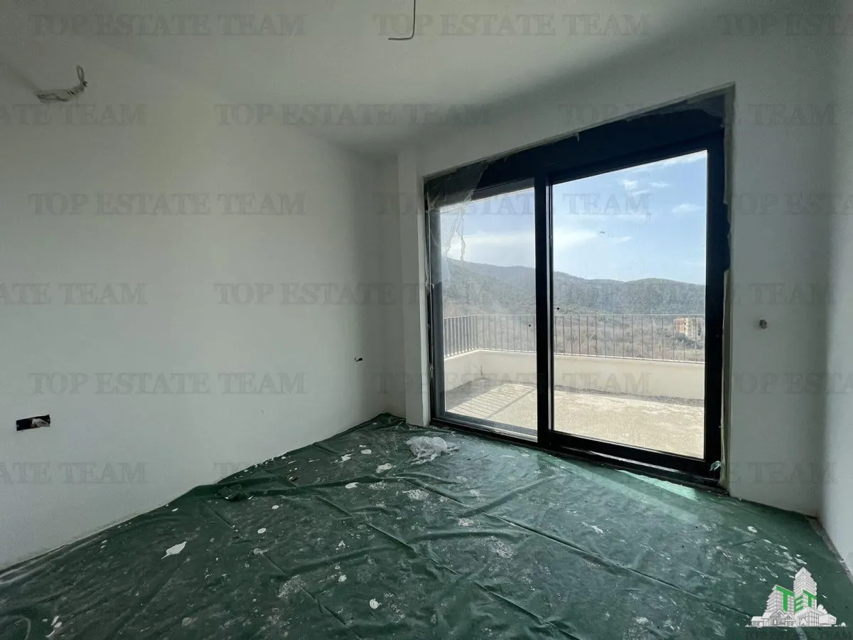 Villa for Sale in Budva, Montenegro - foto 6