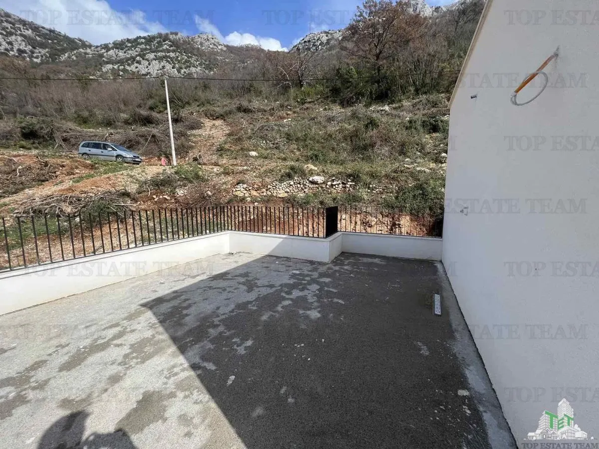 Villa for Sale in Budva, Montenegro - foto 10