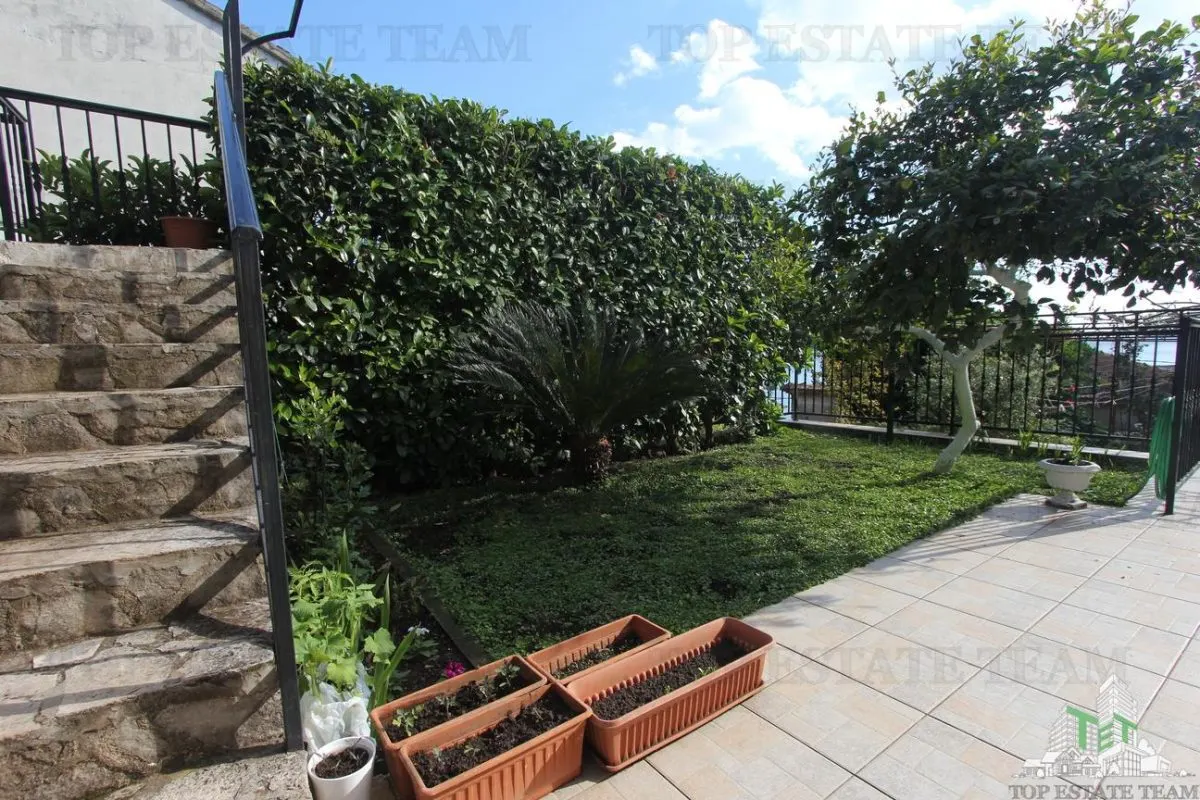 Villa for Sale in Herceg-Novi, Montenegro - foto 20