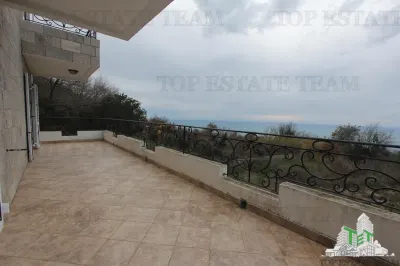 Villa for Sale in Herceg-Novi, Montenegro - foto 3