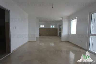 Villa for Sale in Herceg-Novi, Montenegro - foto 6