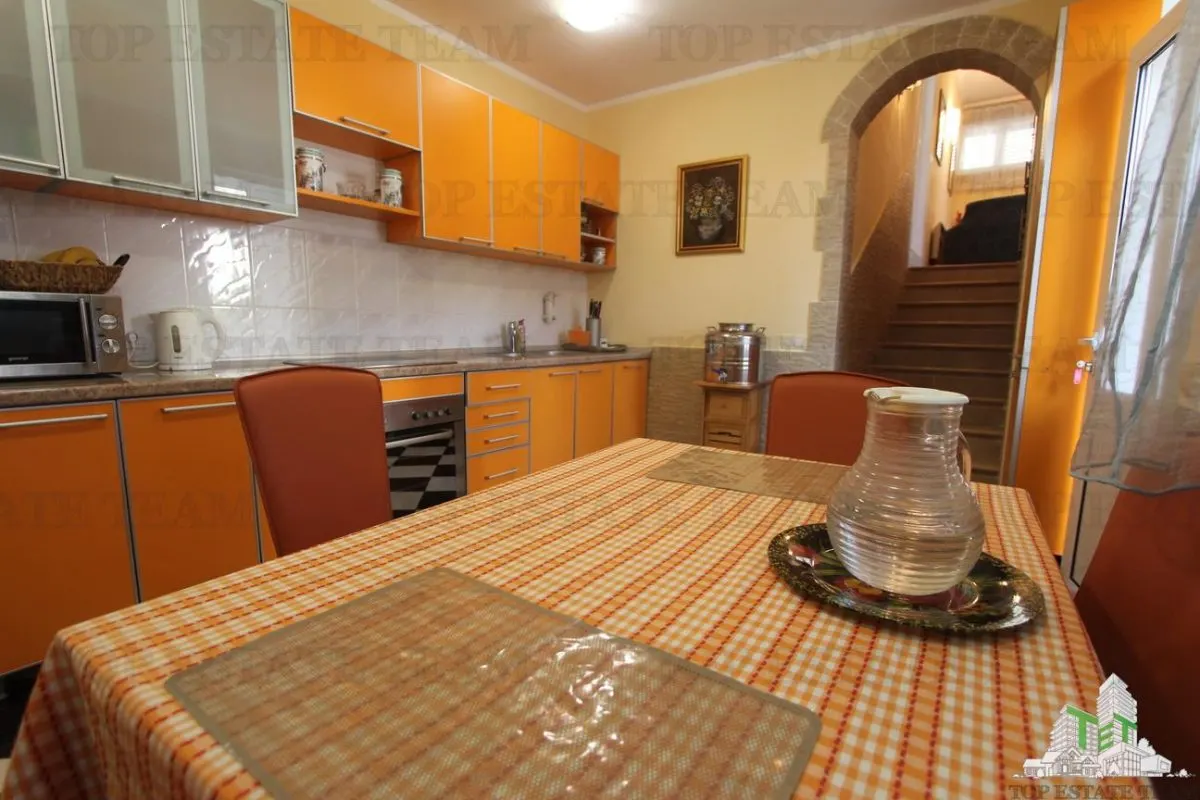 Villa for Sale in Herceg-Novi, Montenegro - foto 7
