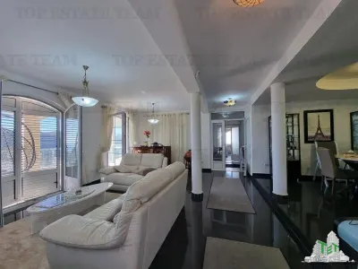 Villa for Sale in Budva, Montenegro - foto 4