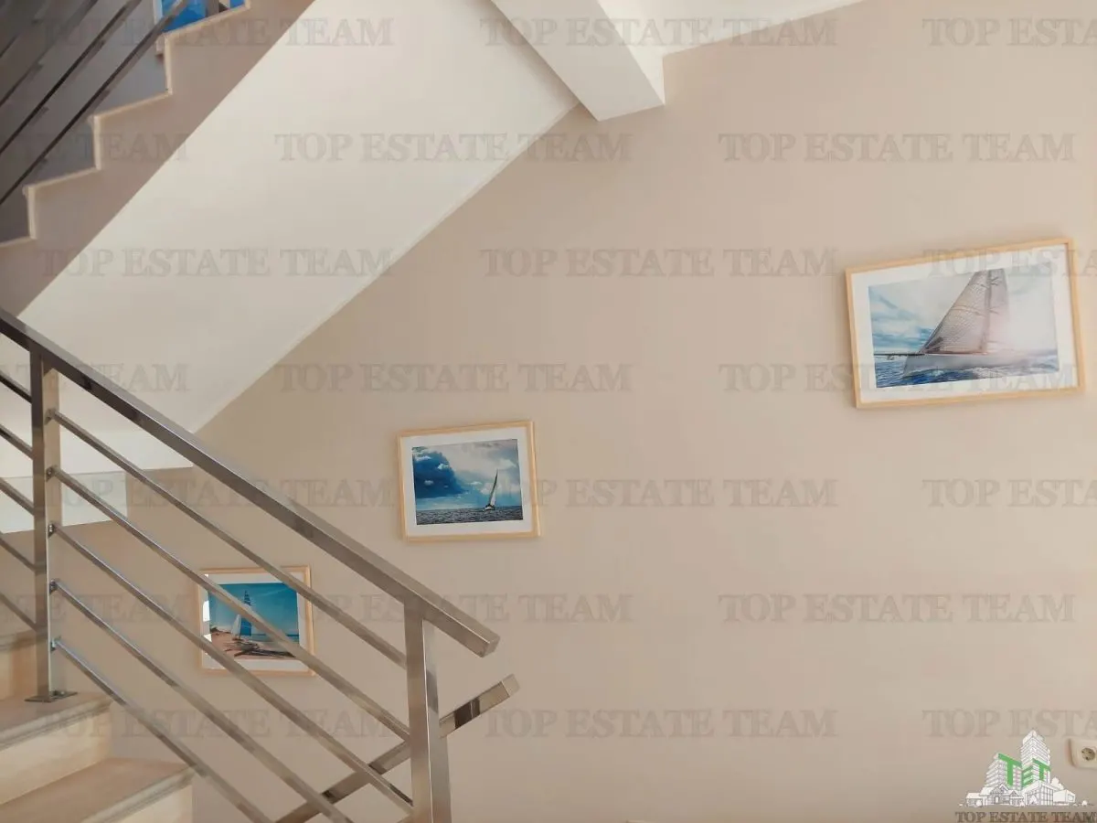 Villa for Sale in Bar, Montenegro - foto 11