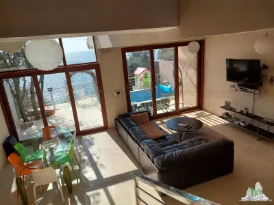 Villa for Sale in Bar, Montenegro - foto 4