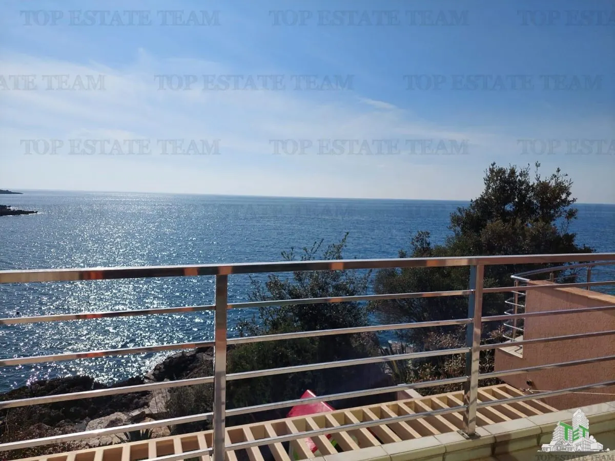 Villa for Sale in Bar, Montenegro - foto 6