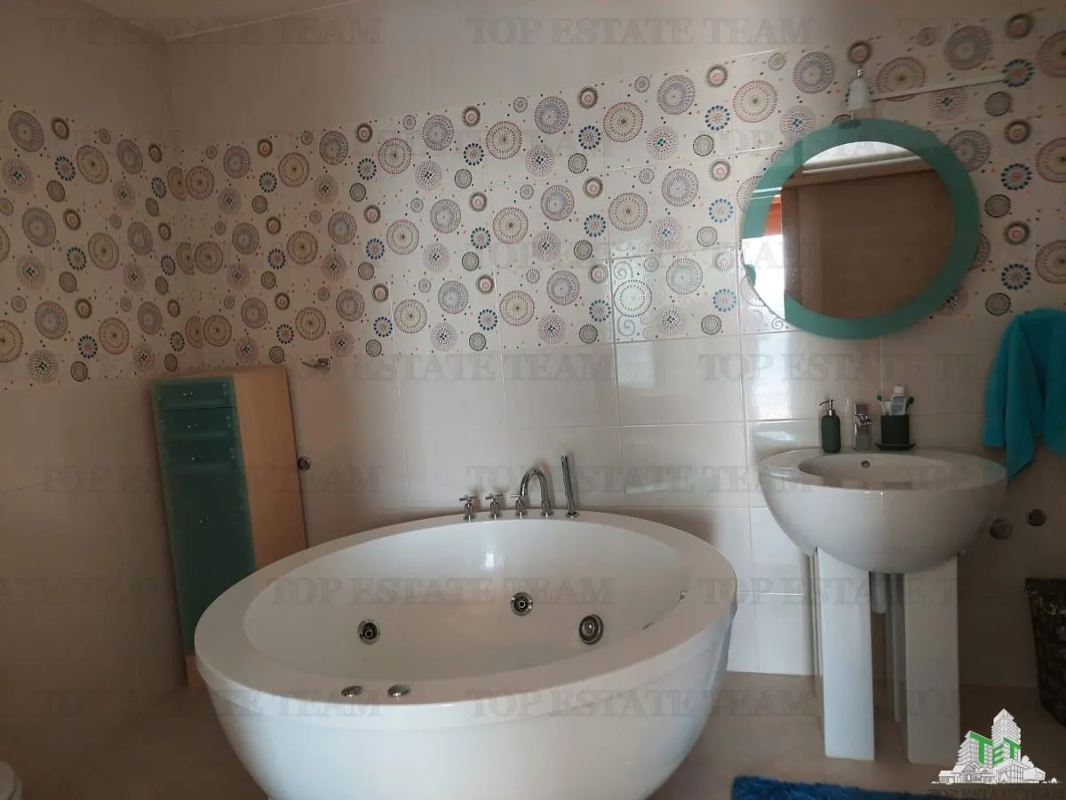 Villa for Sale in Bar, Montenegro - foto 9