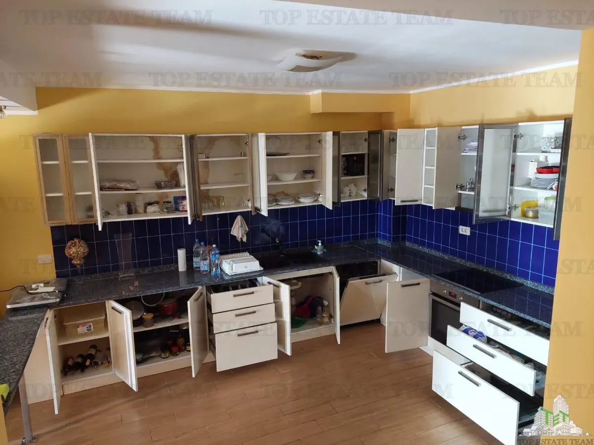 Villa for Sale in Bar, Montenegro - foto 3