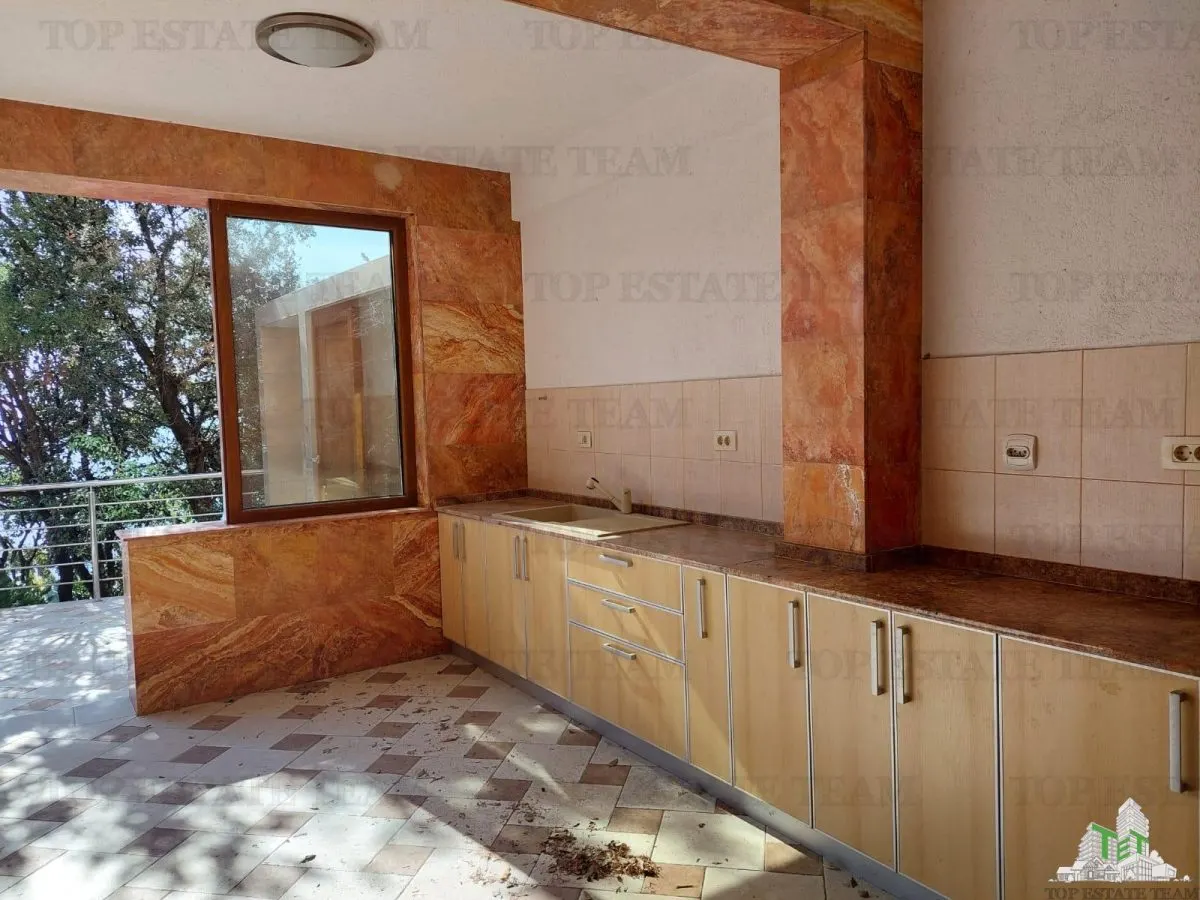 Villa for Sale in Bar, Montenegro - foto 5