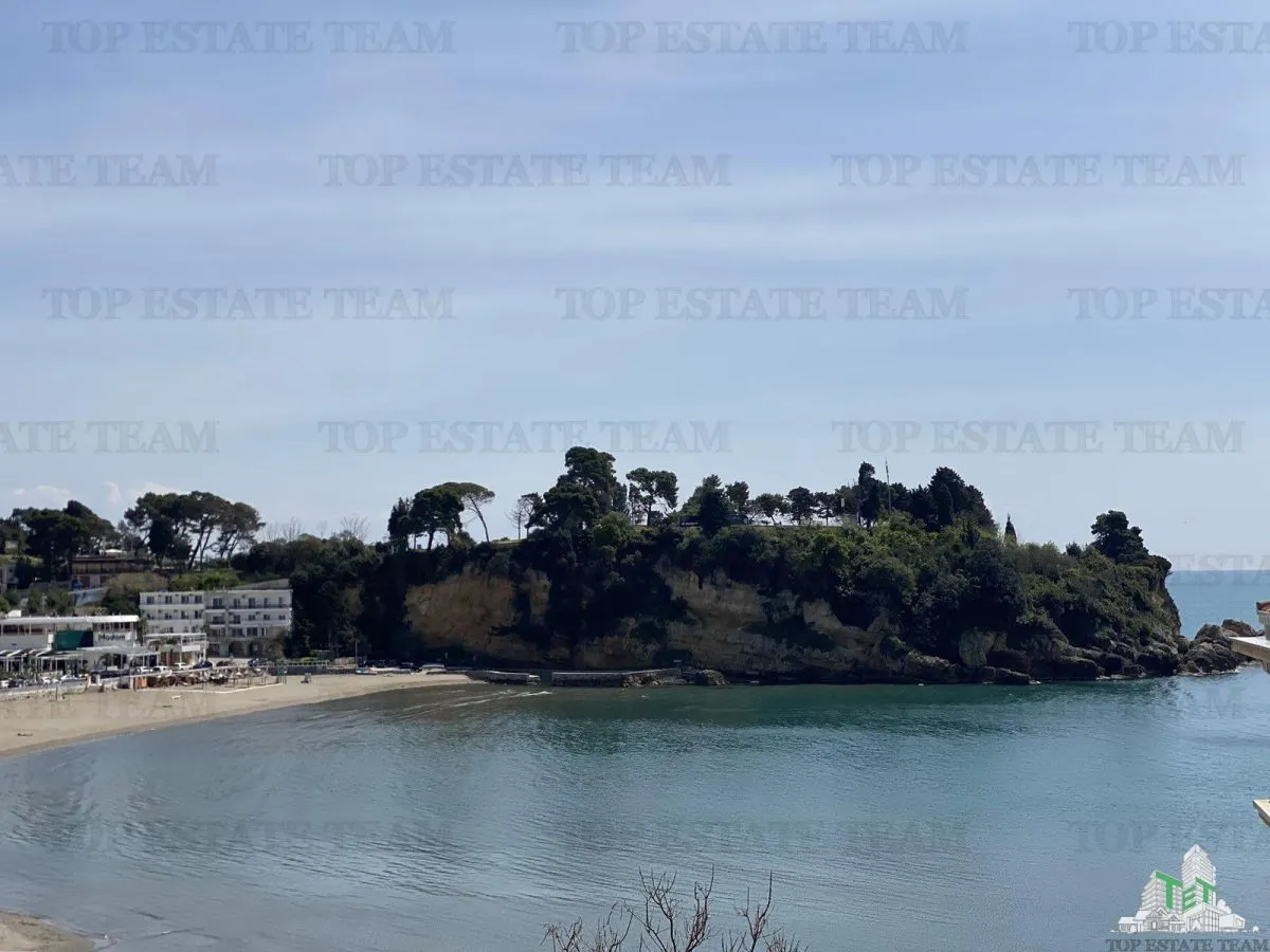 Villa for Sale in Ulcin, Montenegro - foto 1