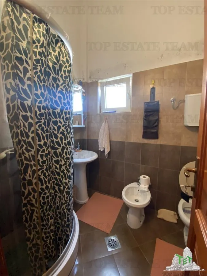 Villa for Sale in Ulcin, Montenegro - foto 12