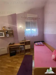 Villa for Sale in Ulcin, Montenegro - foto 8