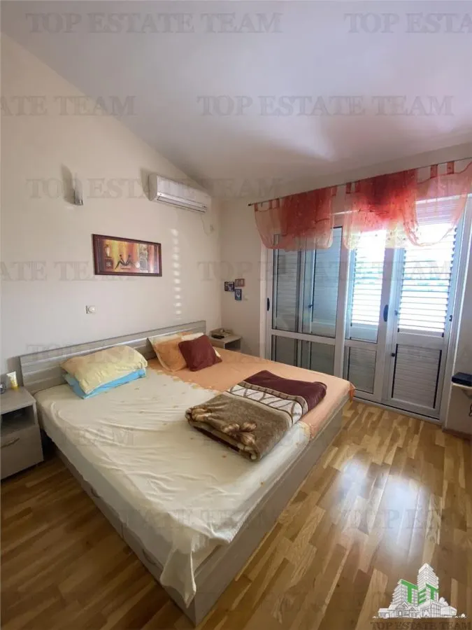 Villa for Sale in Ulcin, Montenegro - foto 10