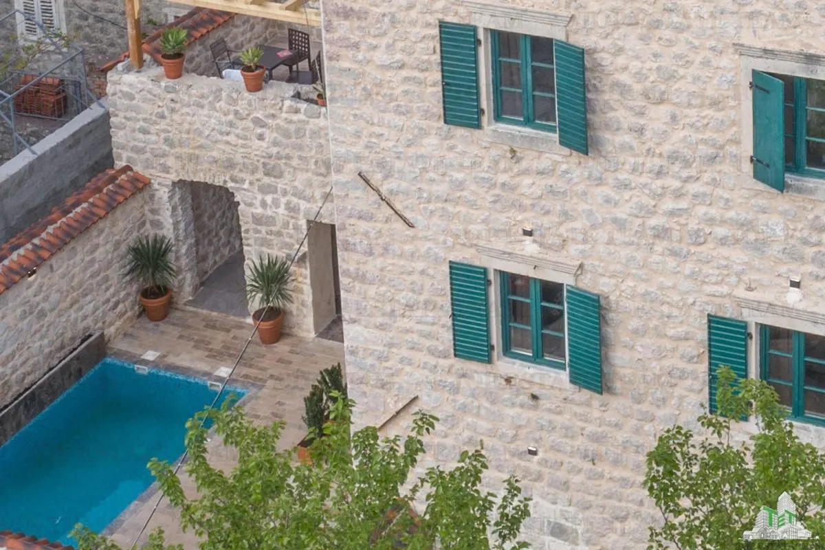 Hotel for Sale in Kotor, Montenegro - foto 9
