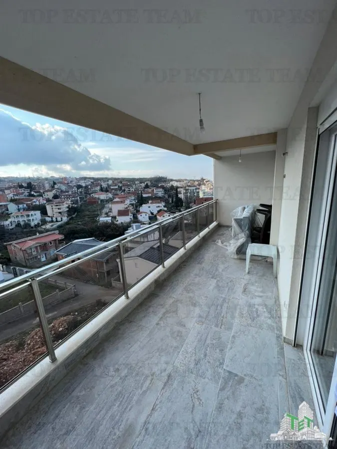Apartment for Sale in Bar, Montenegro - foto 1