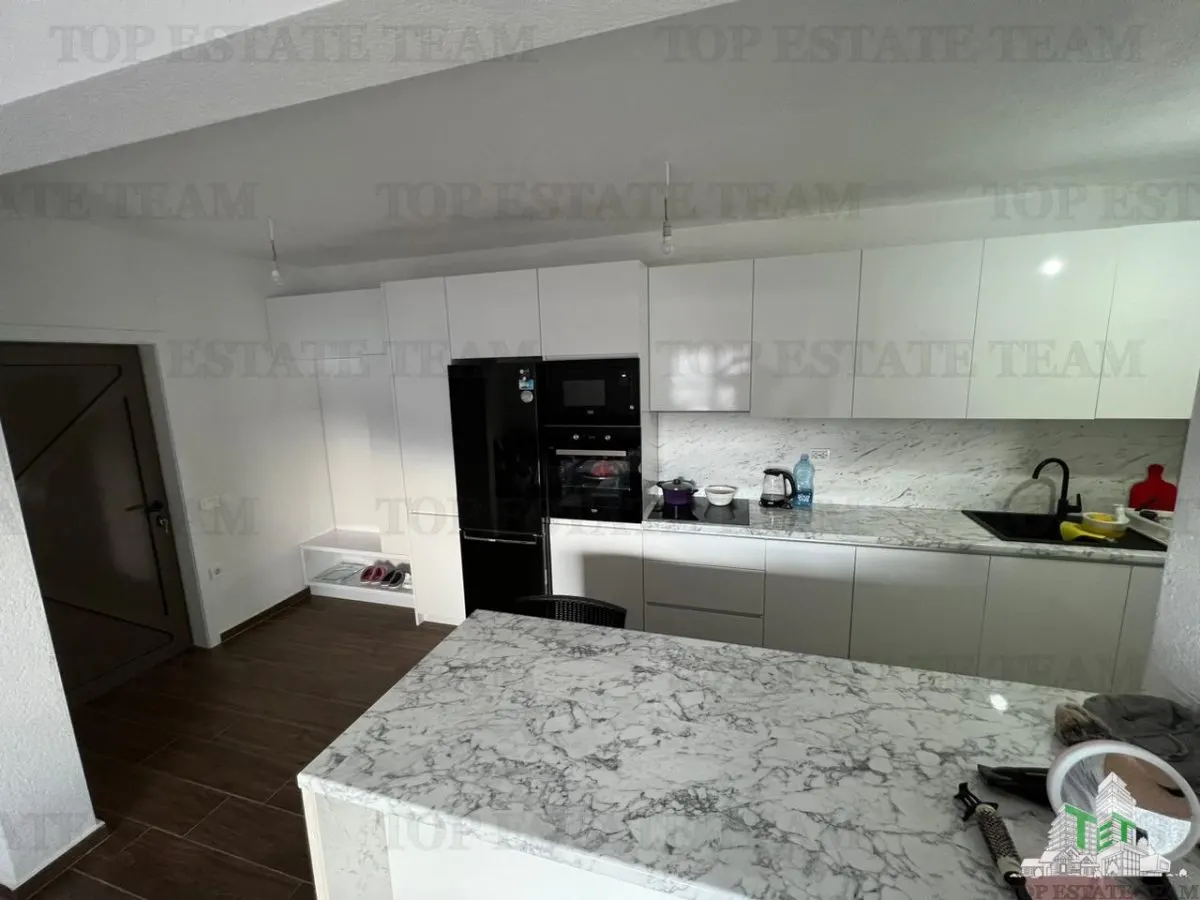 Apartment for Sale in Bar, Montenegro - foto 3