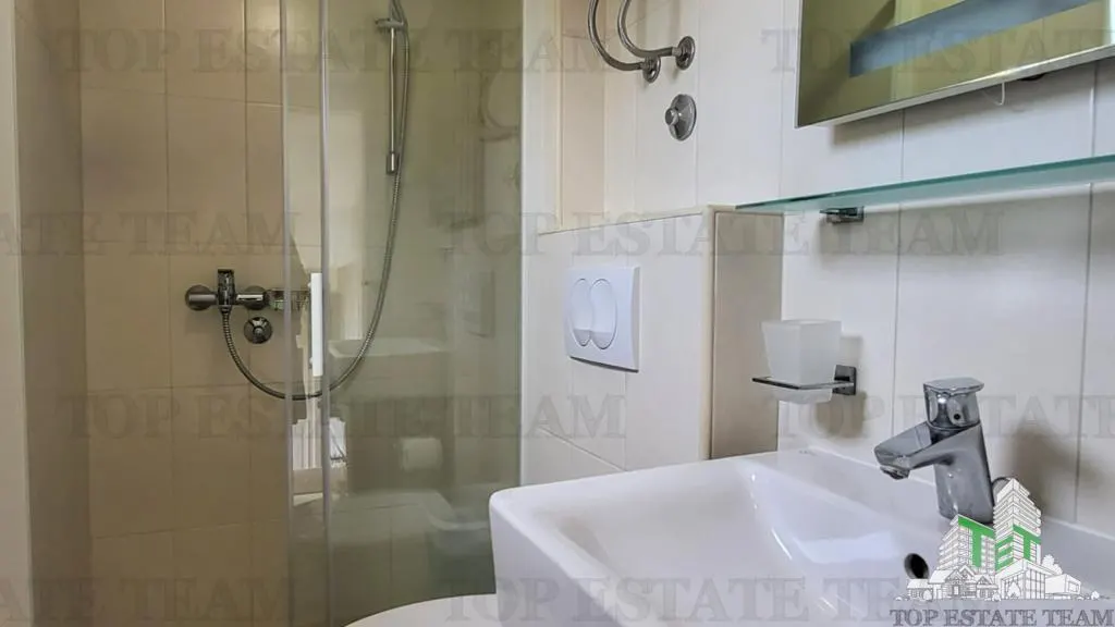 Villa for Sale in Herceg-Novi, Montenegro - foto 12