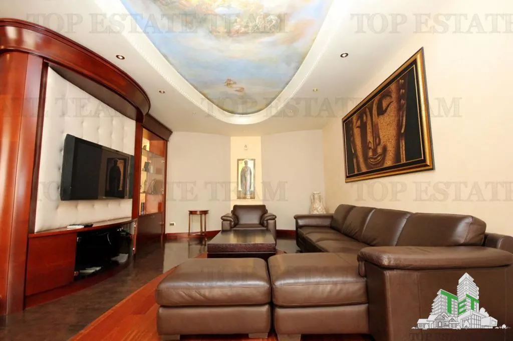 Villa for Sale in Bar, Montenegro - foto 4