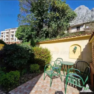 Villa for Sale in Kotor, Montenegro - foto 10