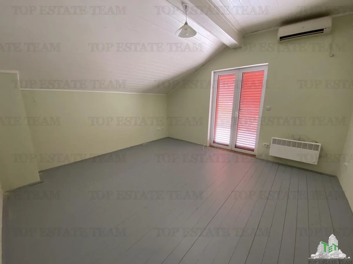Villa for Sale in Herceg-Novi, Montenegro - foto 14
