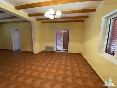Villa for Sale in Herceg-Novi, Montenegro - foto 4