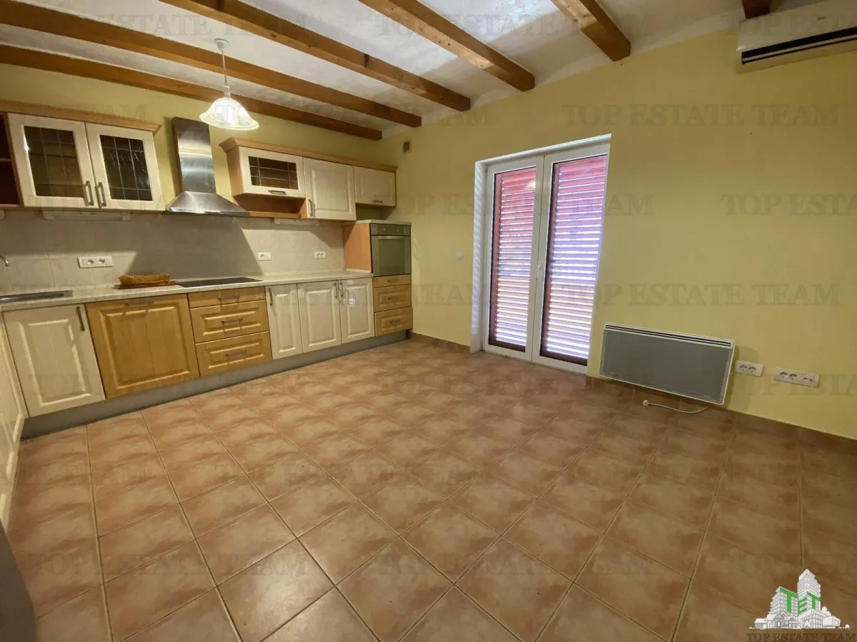 Villa for Sale in Herceg-Novi, Montenegro - foto 8