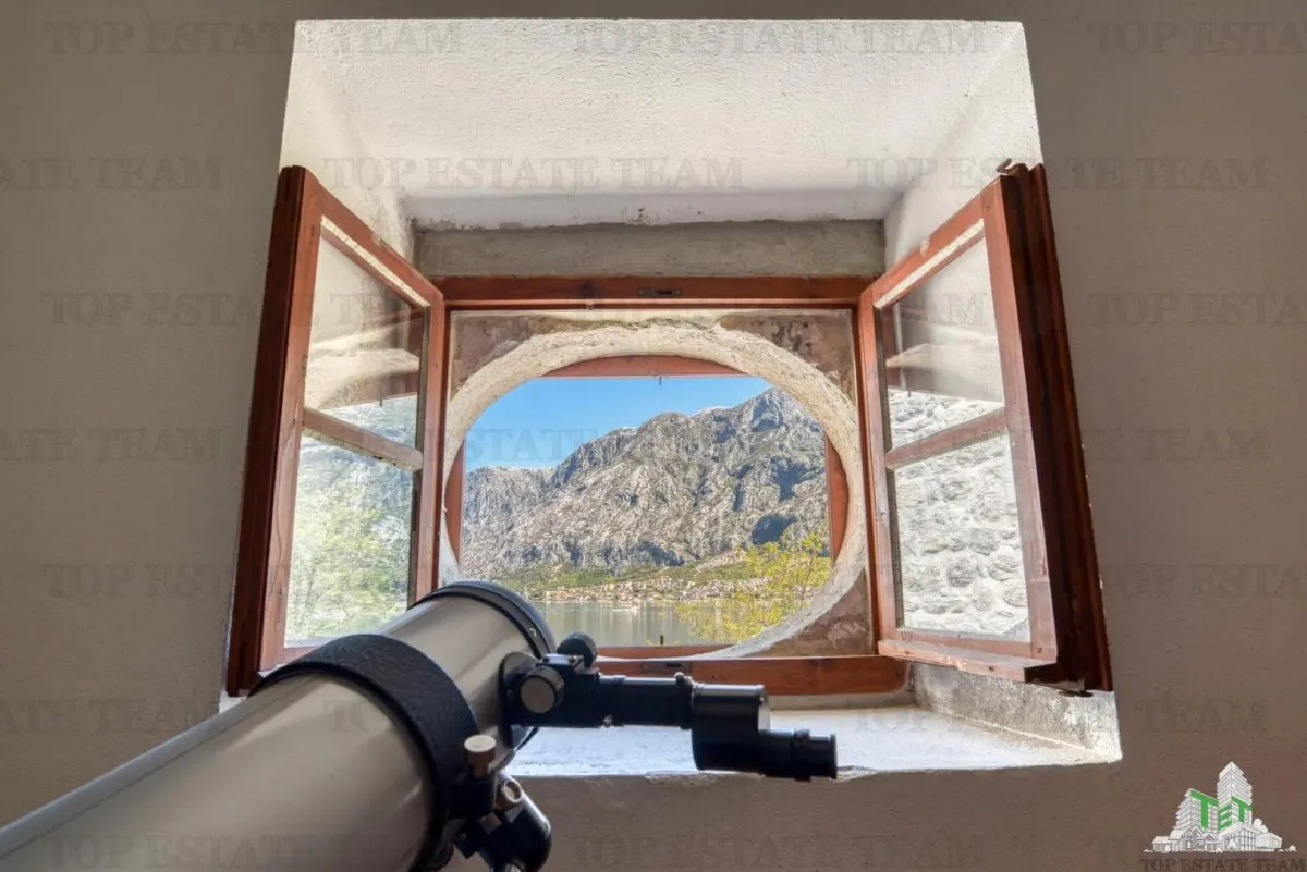 Villa for Sale in Kotor, Montenegro - foto 11