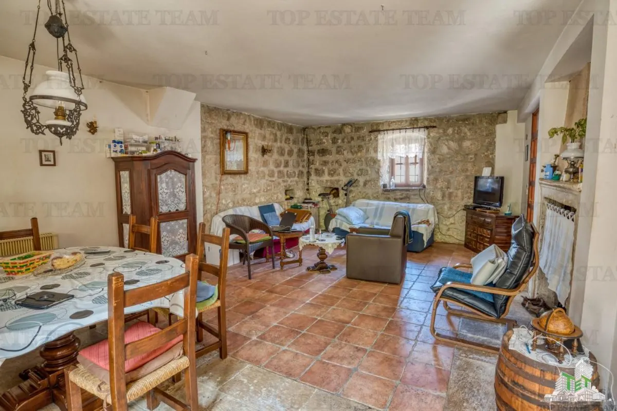 Villa for Sale in Kotor, Montenegro - foto 18