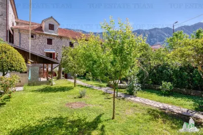 Villa for Sale in Kotor, Montenegro - foto 6