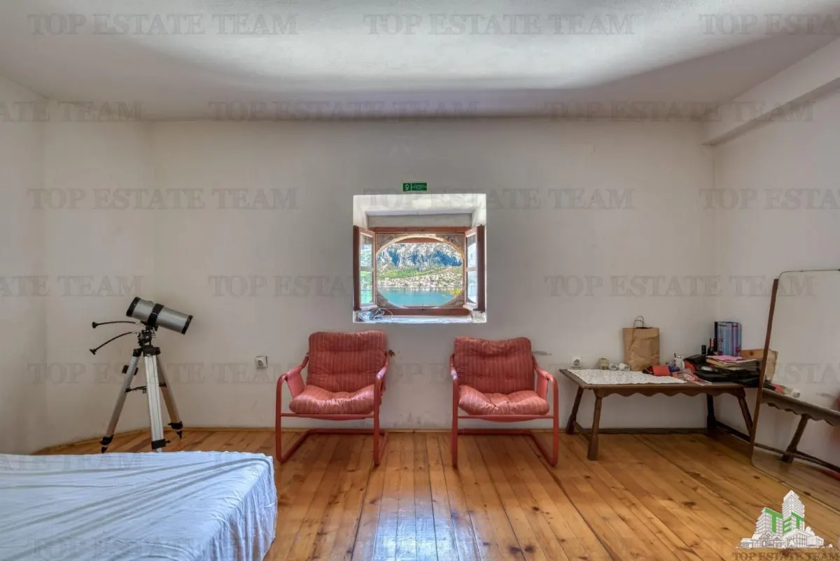 Villa for Sale in Kotor, Montenegro - foto 10