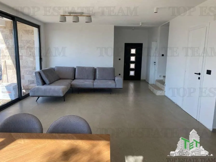 Villa for Sale in Bar, Montenegro - foto 6