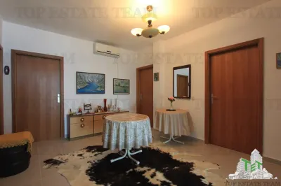 Villa for Sale in Herceg-Novi, Montenegro - foto 4