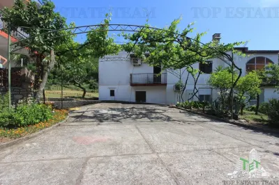 Villa for Sale in Herceg-Novi, Montenegro - foto 9