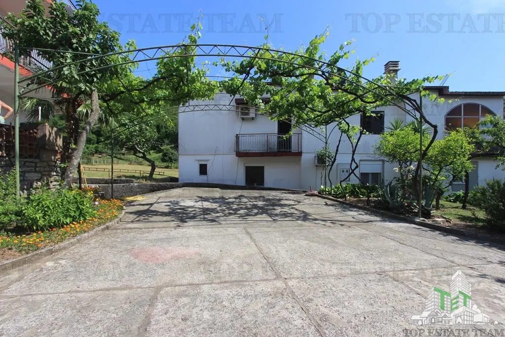Villa for Sale in Herceg-Novi, Montenegro - foto 9