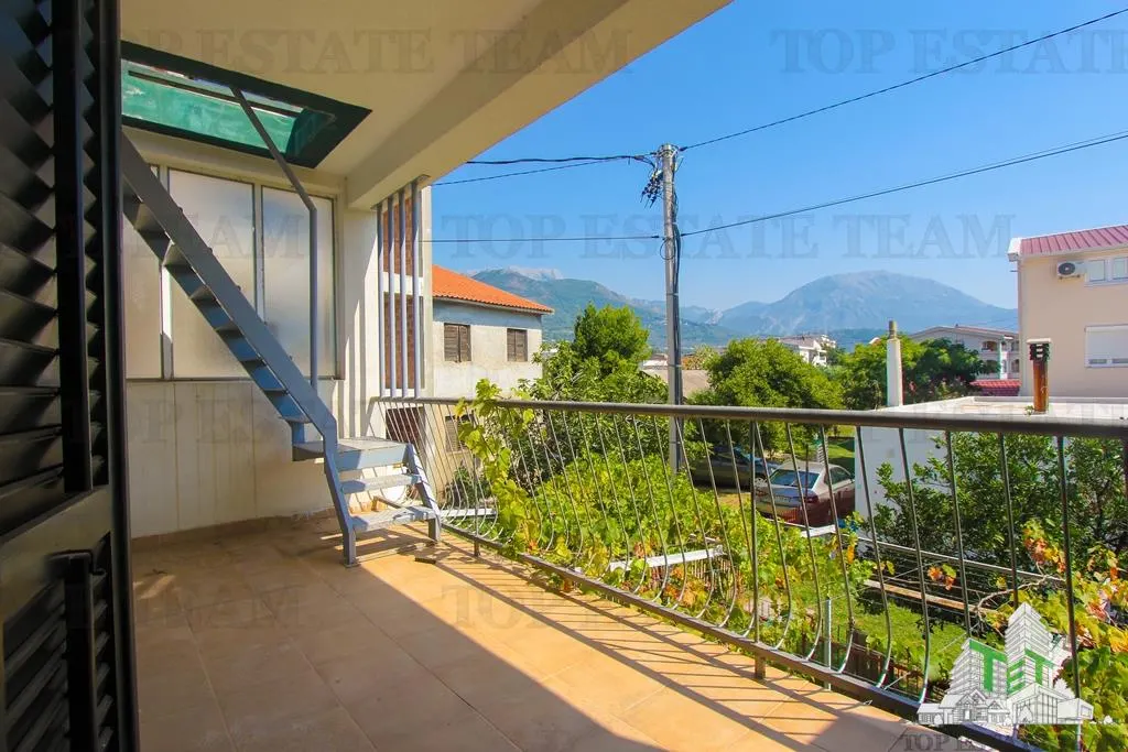 Villa for Sale in Bar, Montenegro - foto 3