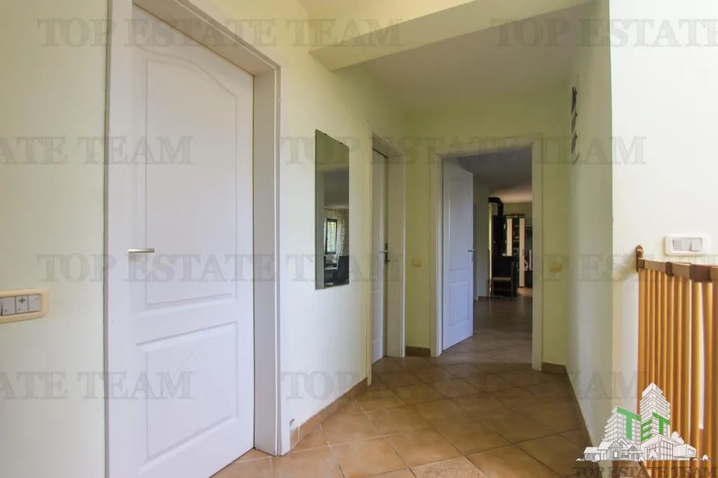 Villa for Sale in Bar, Montenegro - foto 10