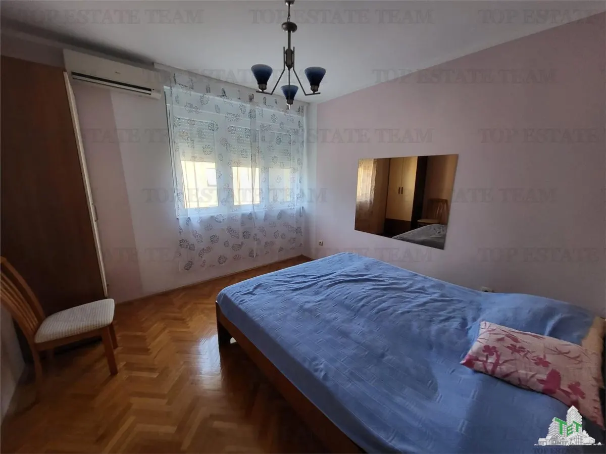 Apartment for Sale in Herceg-Novi, Montenegro - foto 2