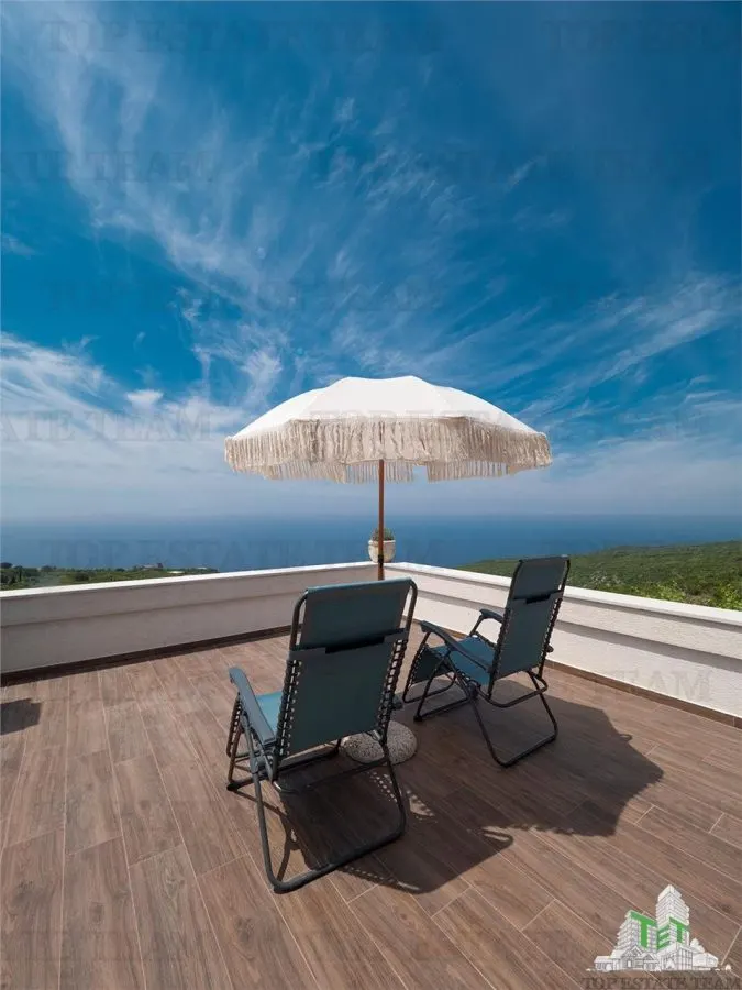 Villa for Sale in Kotor, Montenegro - foto 16