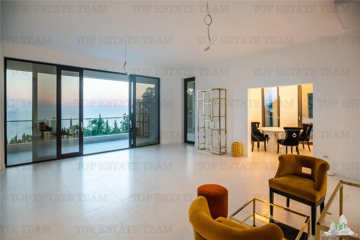 Villa for Sale in Budva, Montenegro - foto 9