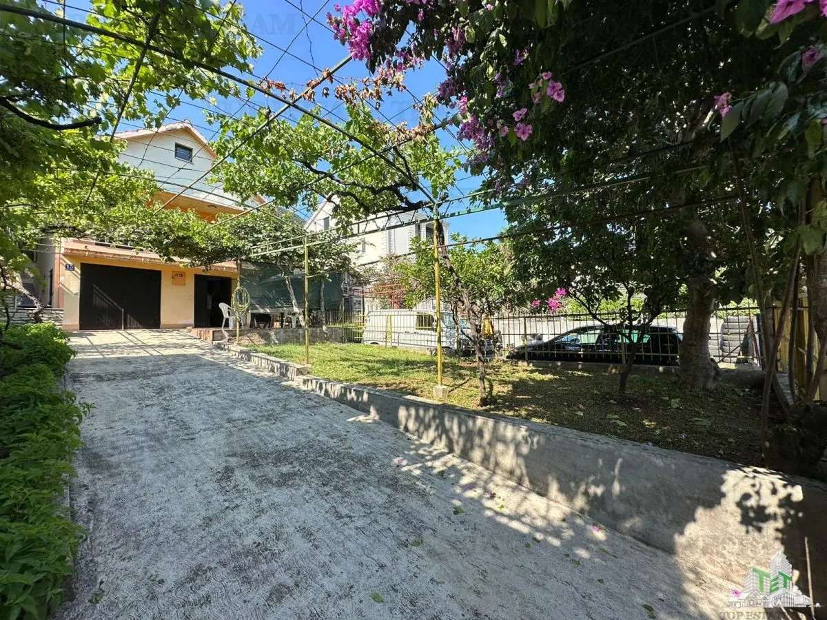 Villa for Sale in Herceg-Novi, Montenegro - foto 3