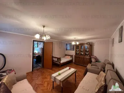 Villa for Sale in Herceg-Novi, Montenegro - foto 8