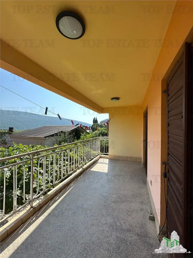 Villa for Sale in Herceg-Novi, Montenegro - foto 10