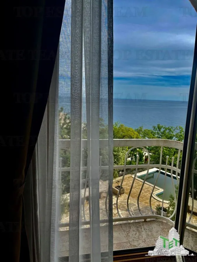 Apartment for Sale in Budva, Montenegro - foto 11